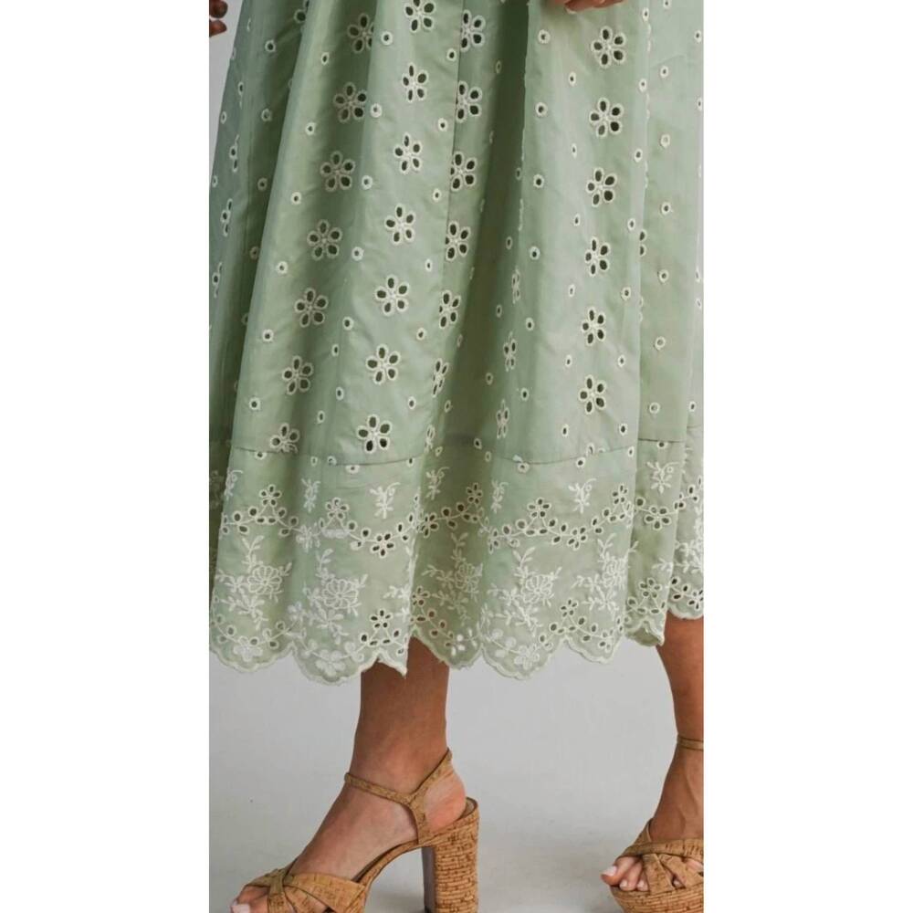 NEW MABLE kate floral eyelet midi dress in sage - Picture 6 of 6